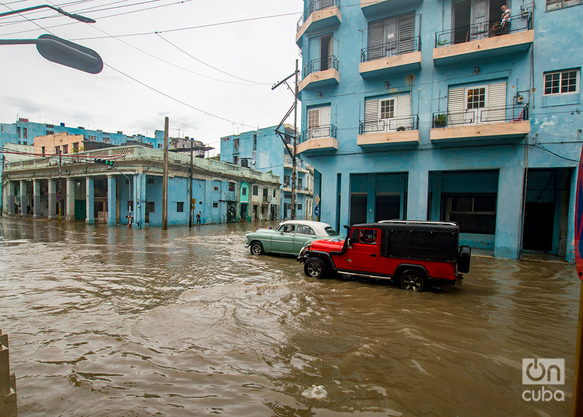 Inundaciones por lluvias intensas en La Habana en el verano de 2024. Foto: Otmaro Rodríguez.